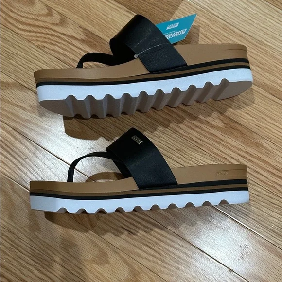🆕 Reef Black Tan Cushion Sol Hi Sandals - Picture 1 of 5